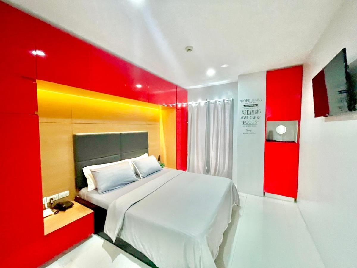 Cityscape Residences 1102 Bacolod Esterno foto